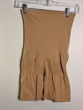Spanx Assets Mid Thigh Compression Shape Wear Size 1X 231 Nude  Shapewear